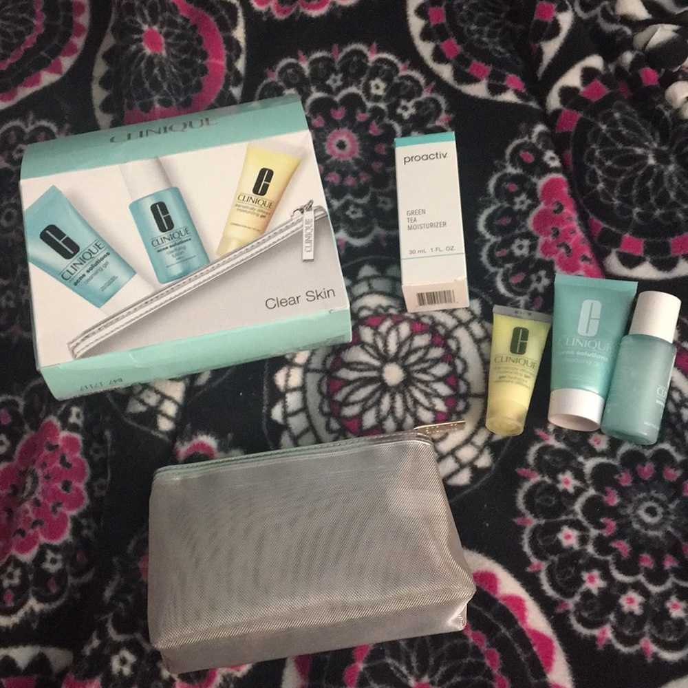 Clinique Skin Clearing Kit + Proactiv Moisturizer
